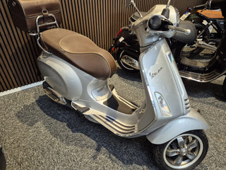Vespa Primavera 70 special edition