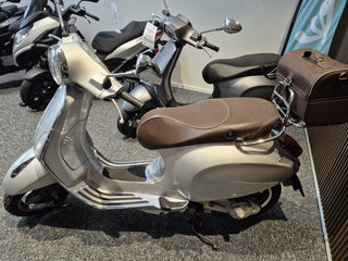 Vespa Primavera 70 special edition